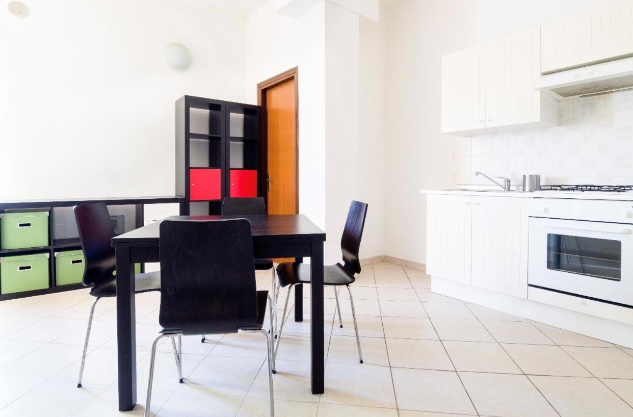 Cozy 55-M2 Flat Close To The Countryside In Narni Buitenkant foto