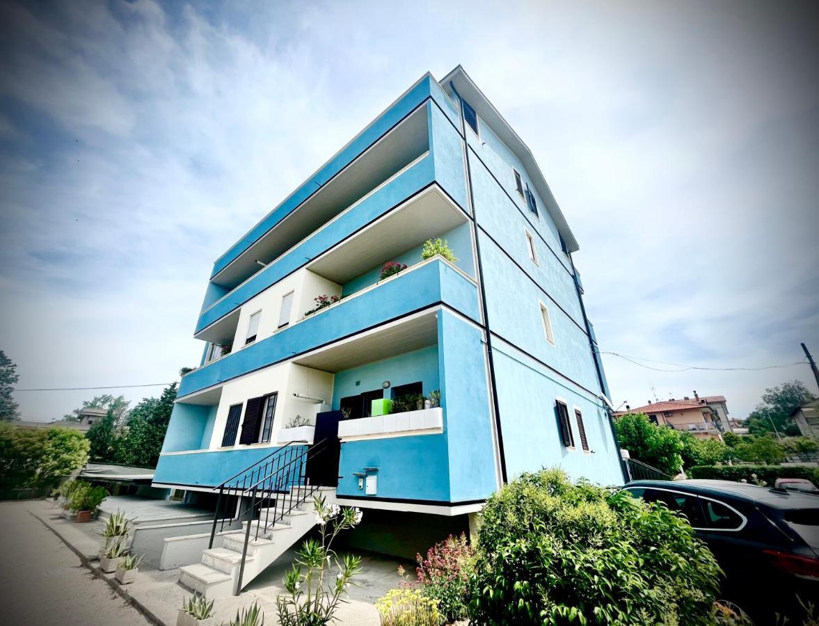 Cozy 55-M2 Flat Close To The Countryside In Narni Buitenkant foto